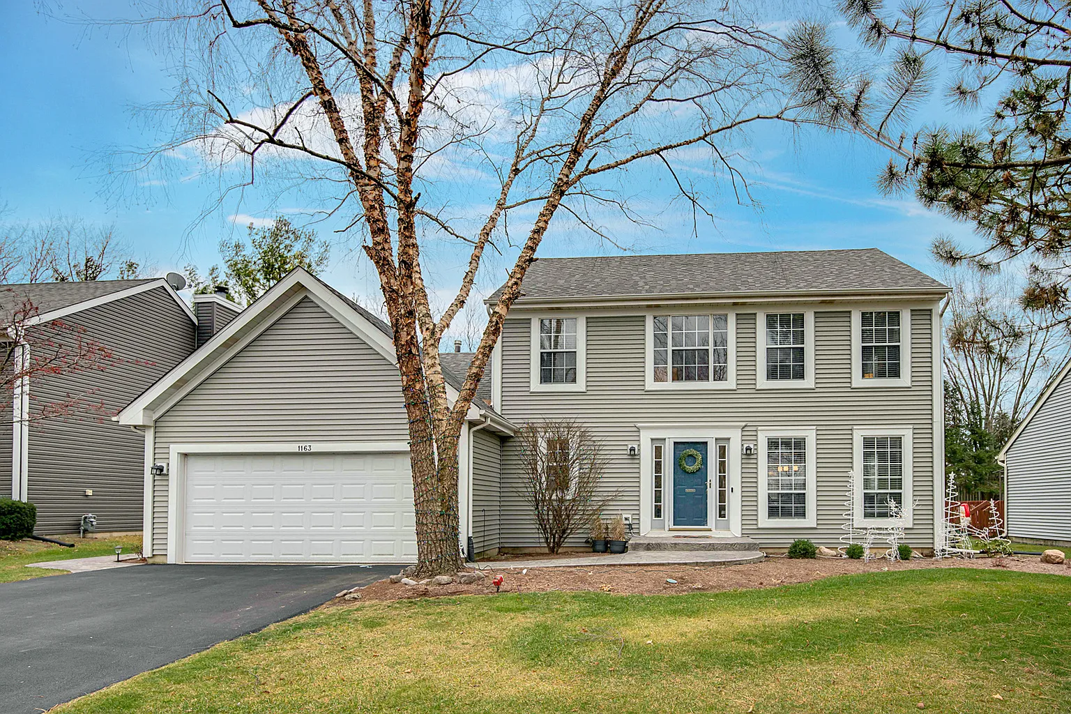 1163 Hummingbird Ln photo 1