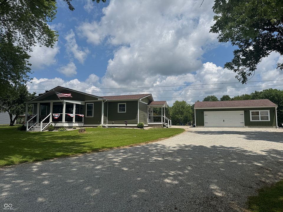 1st image of 1500 NE Santee Dr