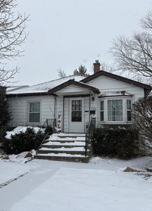 184 S Douglas Ave, Bradley, IL, 60915