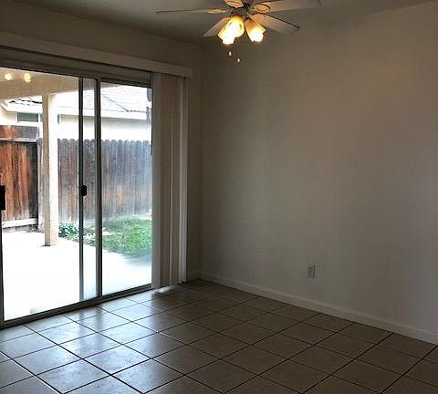 4th image of 35962 Avenue 15 Unit B