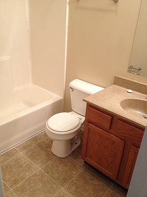 3rd image of 1738 Hanover St APT 1611