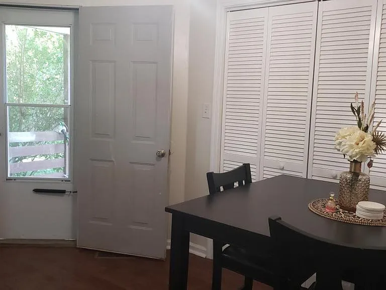 323 Atlantic Ave — Photo 5