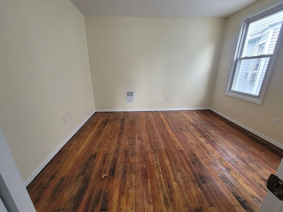 2nd image of 166 6th St #A