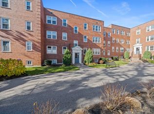 33 Lennon Ct APT 39, South Boston, MA 02127