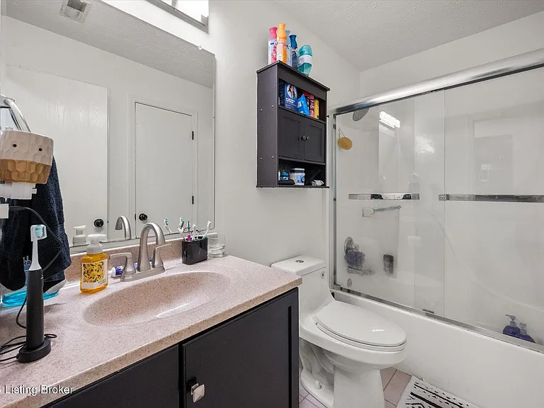4429 Baygarden Ct — Photo 9