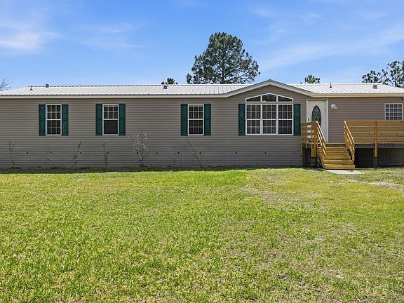 2nd image of 299 Cayenne St