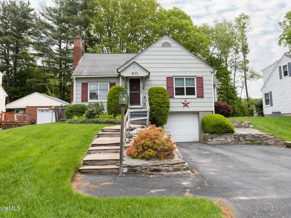 50 Williamsburg Ter, Pittsfield, MA 01201