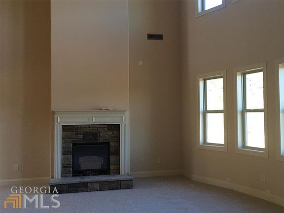 5th image of 220 Homeplace Cir