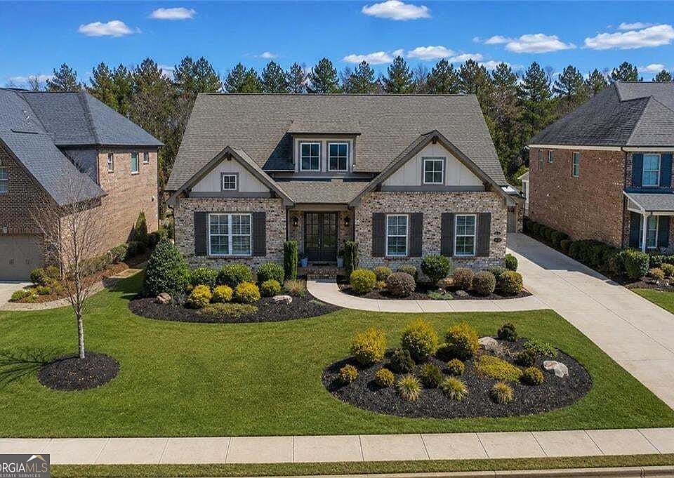 1st image of 3345 Carmichael Dr