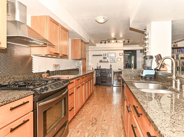 1904 North Farwell AVENUE #N, Milwaukee, WI 53202