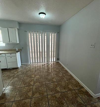 5th image of 105 Cockerham St APT A