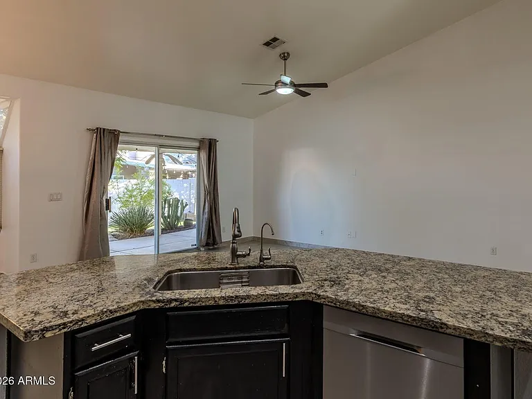 3125 E Cottonwood Ln — Photo 16