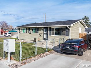 190 Henry Ave, Chubbuck, ID 83202