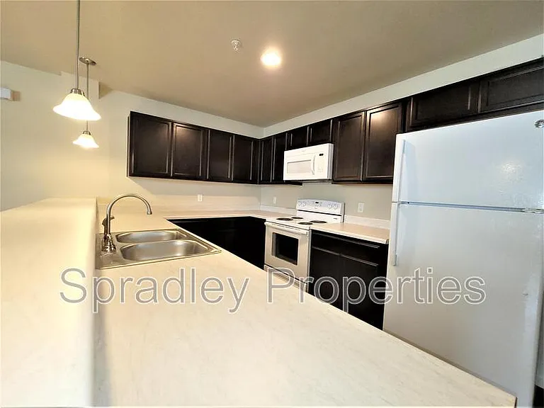255 E 5th Ave #211 — Photo 3