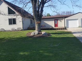 14826 Sixteen Mile Rd, Leroy, MI 49655