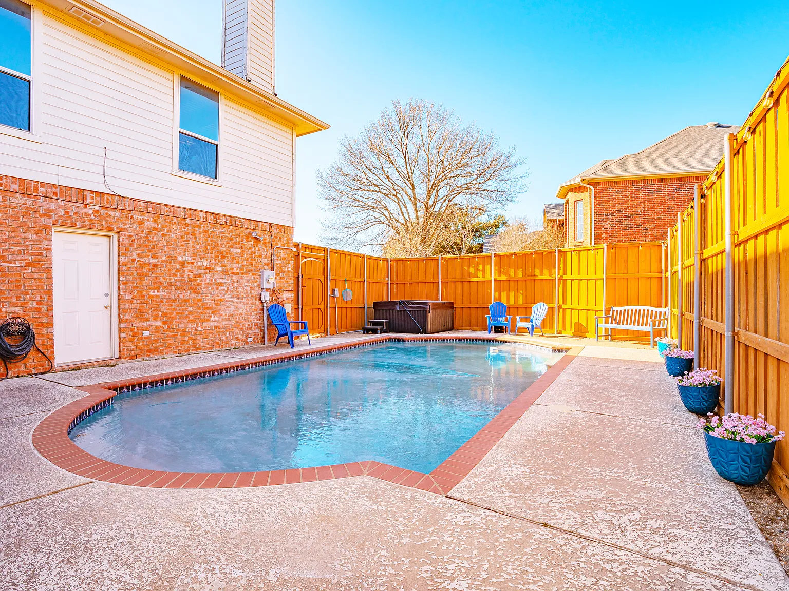 4 bed, 2914 sqft, $7,495 — Photo 2