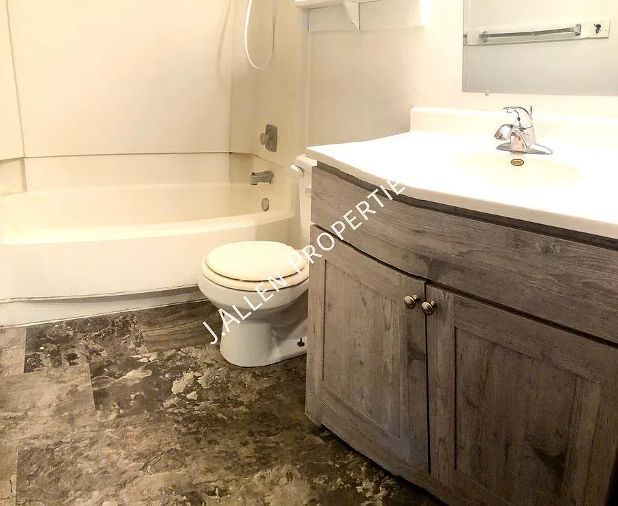 Spacious 2 bed — Photo 2