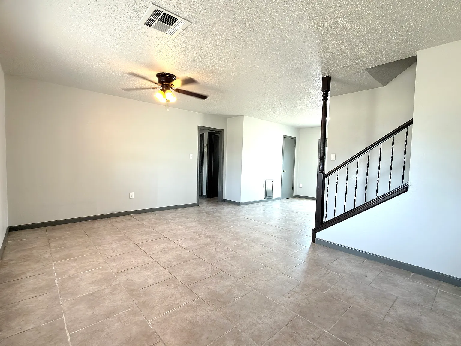 4 bed, 1500 sqft, $1,250 — Photo 3