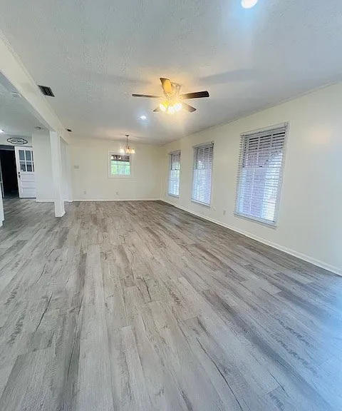 908 Habersham Rd — Photo 3