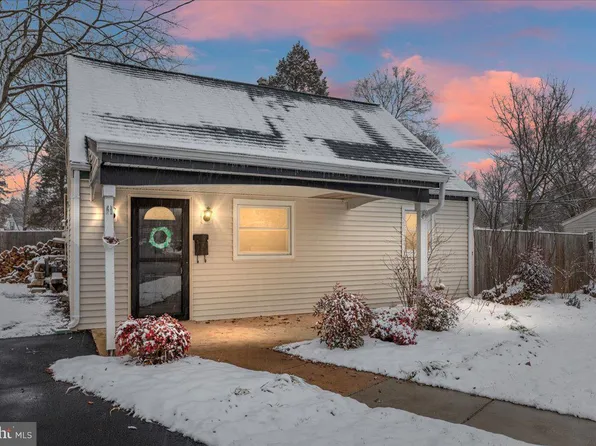 126 Mace St, Manassas Park, VA 20111