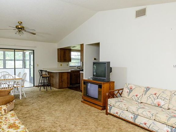 5th image of 2271 Park Ave