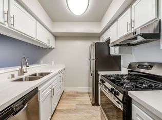 4100 Whitsett Ave #206, Studio City, CA 91604