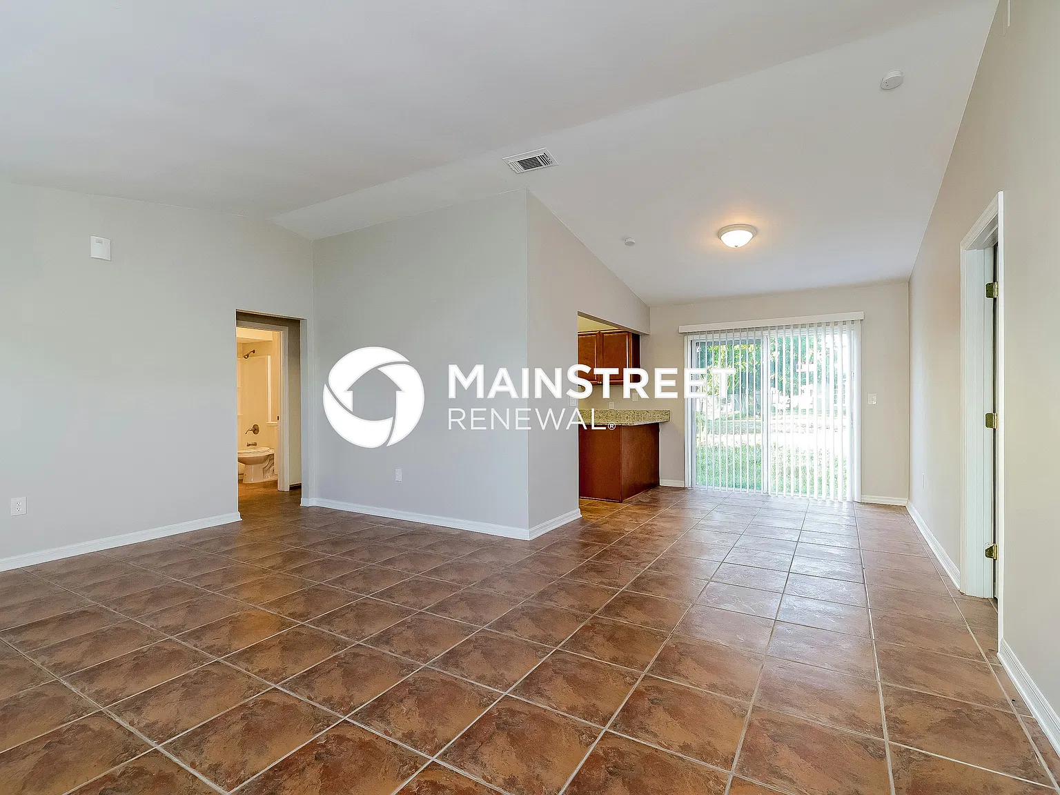 651 N Delmonte Ct — Photo 4