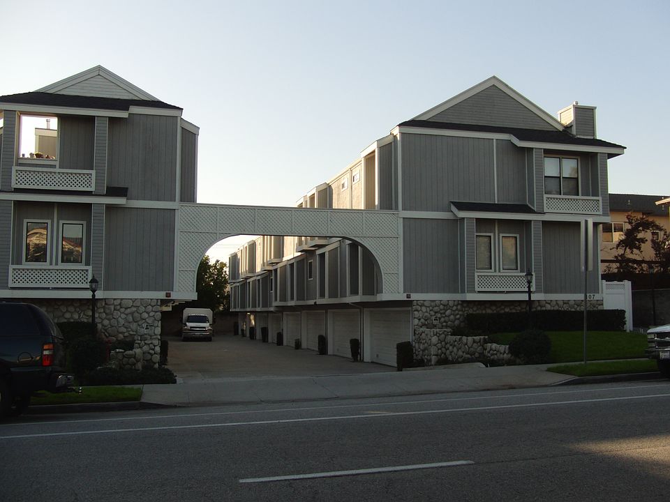 1st image of 107 S Sierra Madre Blvd Unit 5