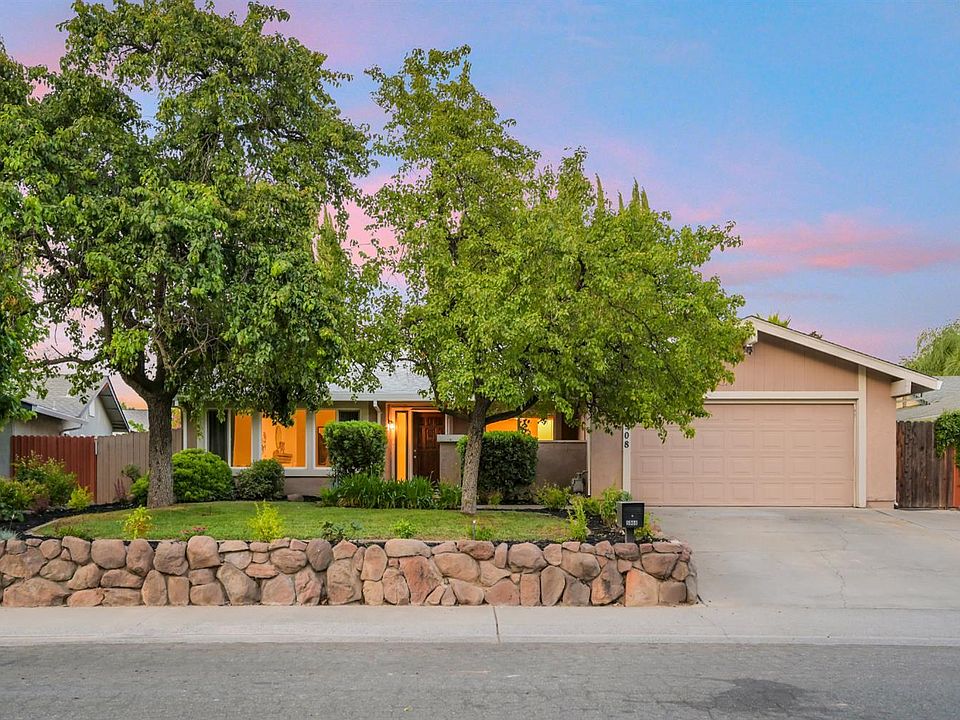 1st image of 5908 Shadow Oak Dr