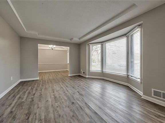 5th image of 8940 Nall Ave