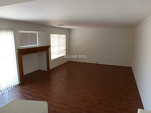 5th image of 1606 Silver Falls Ave