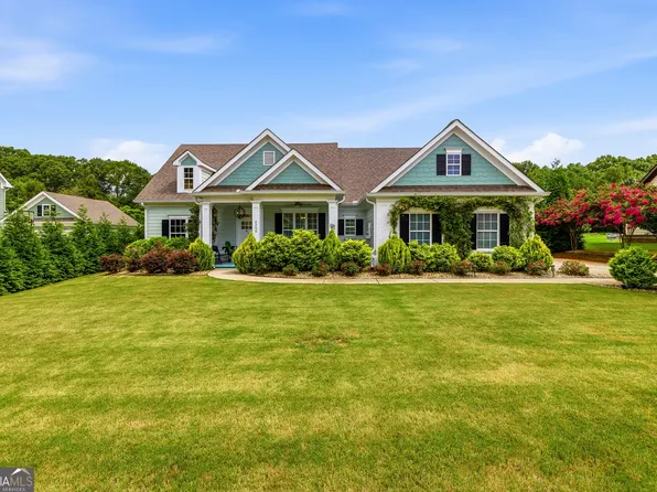 2200 Avalon Dr, Bogart, GA 30622