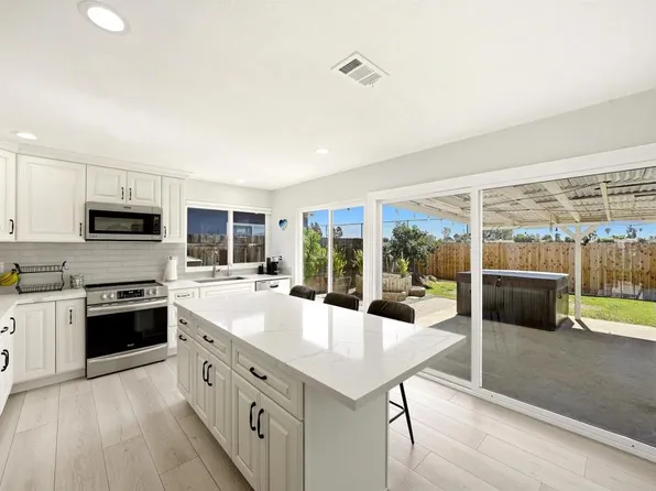 8631 Lepus Rd, San Diego, CA 92126
