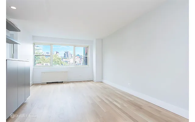 Rented by Douglas Elliman | media 29