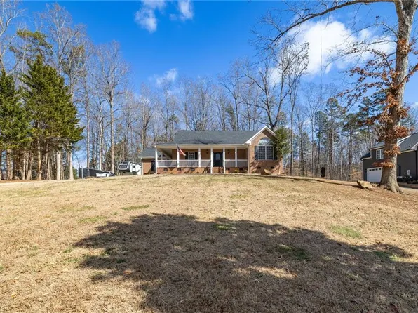 2329 Millbrook Dr, Haw River, NC 27258