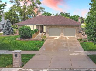 9920 Cambridge Dr, Mokena, IL 60448