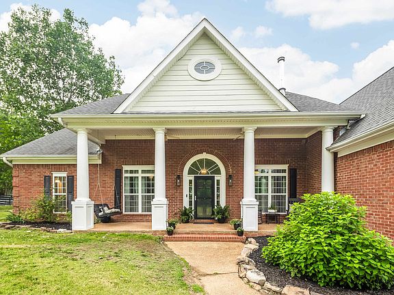 5th image of 1095 Culbreath Rd