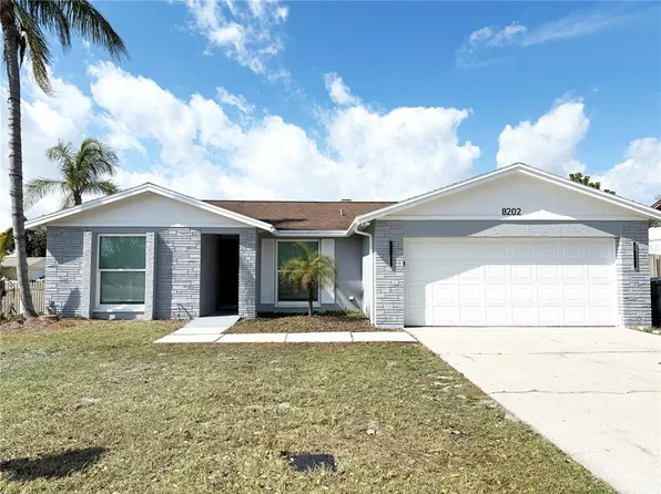 8202 Almond Pl, Tampa, FL 33615