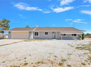 10033 Arizona Ave, Phelan, CA 92371