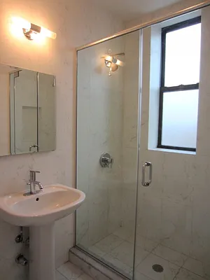 Rented by Bohemia Realty Group | media 36