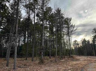 1 Parker Ln, Marquette, MI 49855