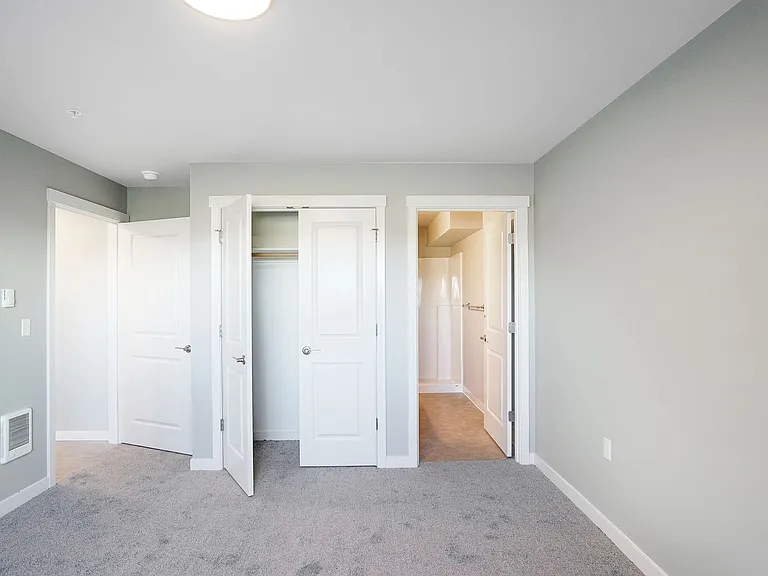 354 S 8th St #13 — Photo 28