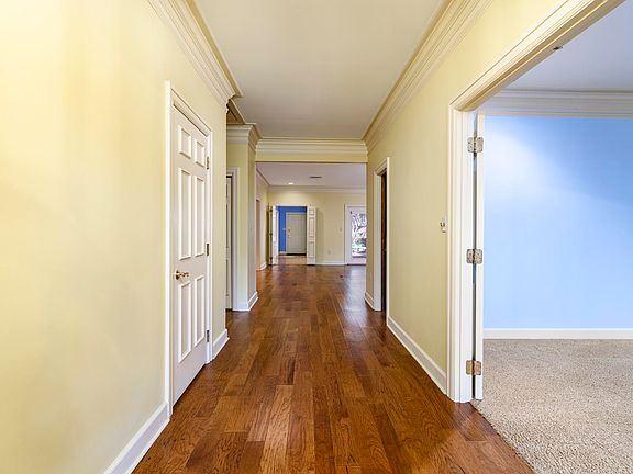 4th image of 12400 Hunters Glen Blvd APT 8