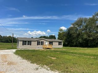 1261 Weldon Rd, Brandenburg, KY 40108
