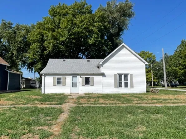 724 N Main St, Stuart, IA 50250