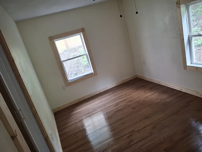83 Glenview Ave — Photo 7