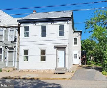 510-512 N Hanover St, Carlisle, PA, 17013