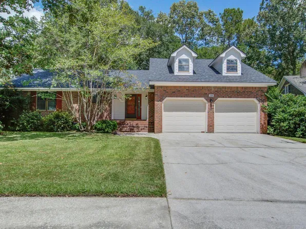 106 Hickory Trace Dr, Goose Creek, SC 29445