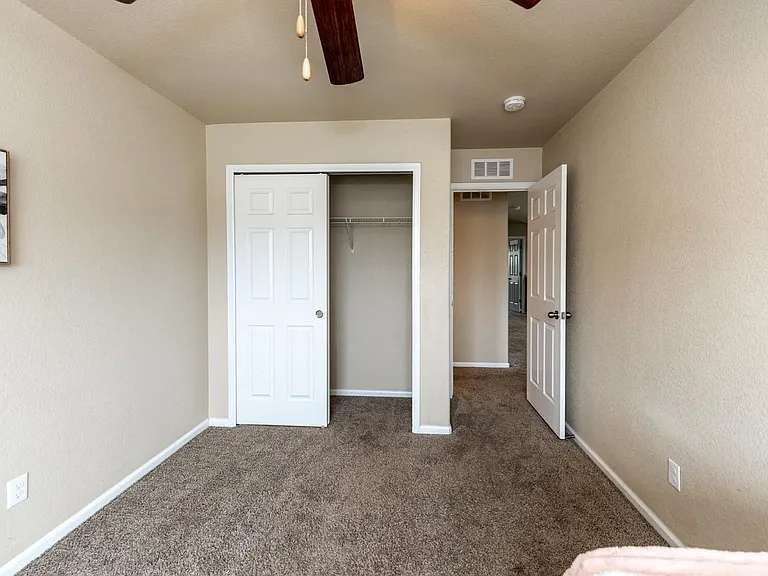 1441 Kempton Aly — Photo 15