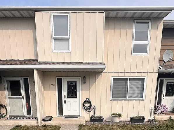 457 S Collinge Rd #330, Hinton, AB T7V 1K8